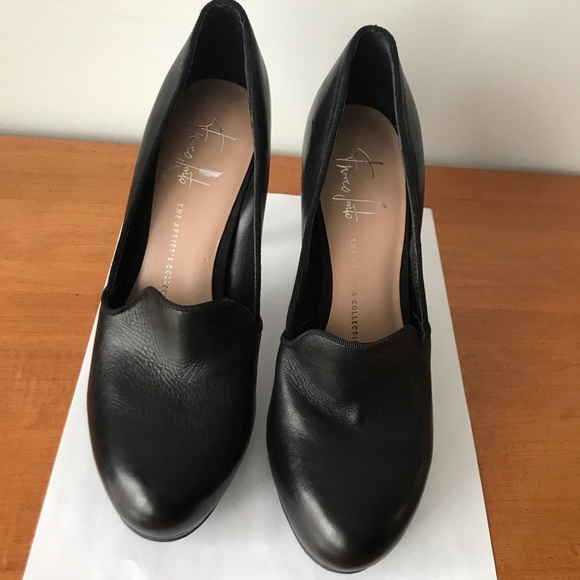 Shoes - Picture 8 of 8